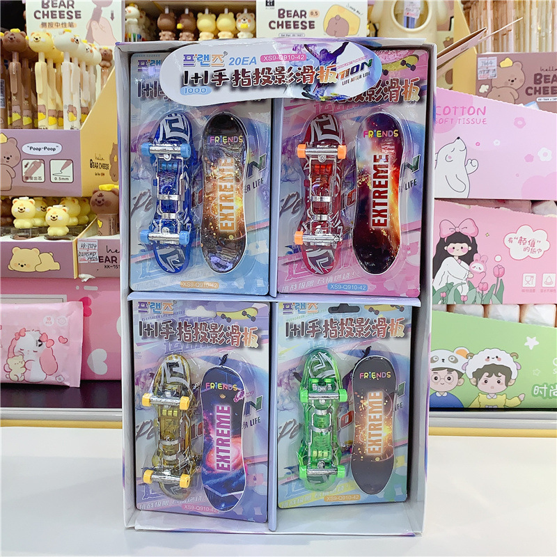 1+1 Finger Projection Skateboard Mini Fingertip Skates Roller Skating Combination Children Fun Luminous Projection Scooter