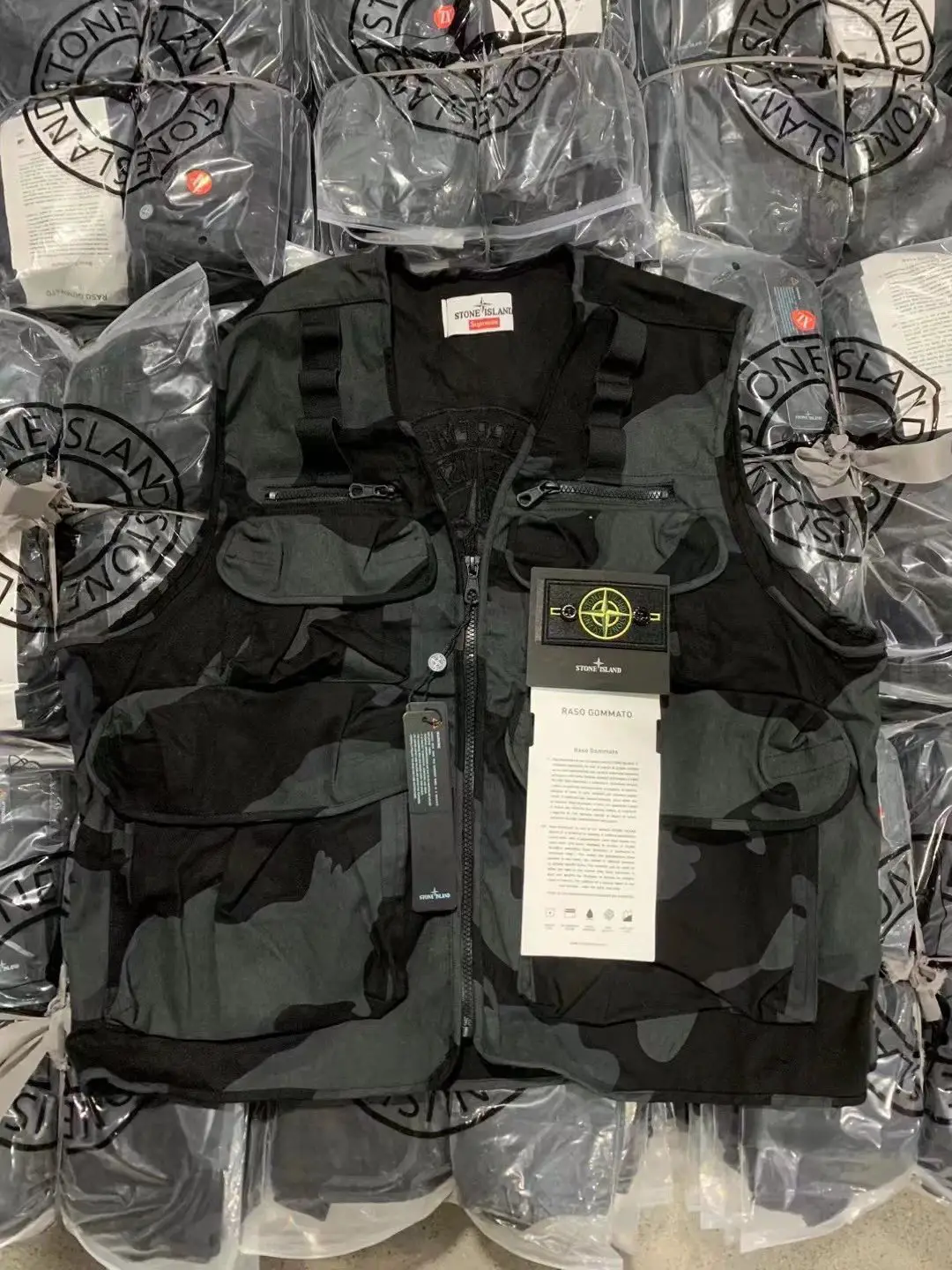 S石头羽绒服马甲