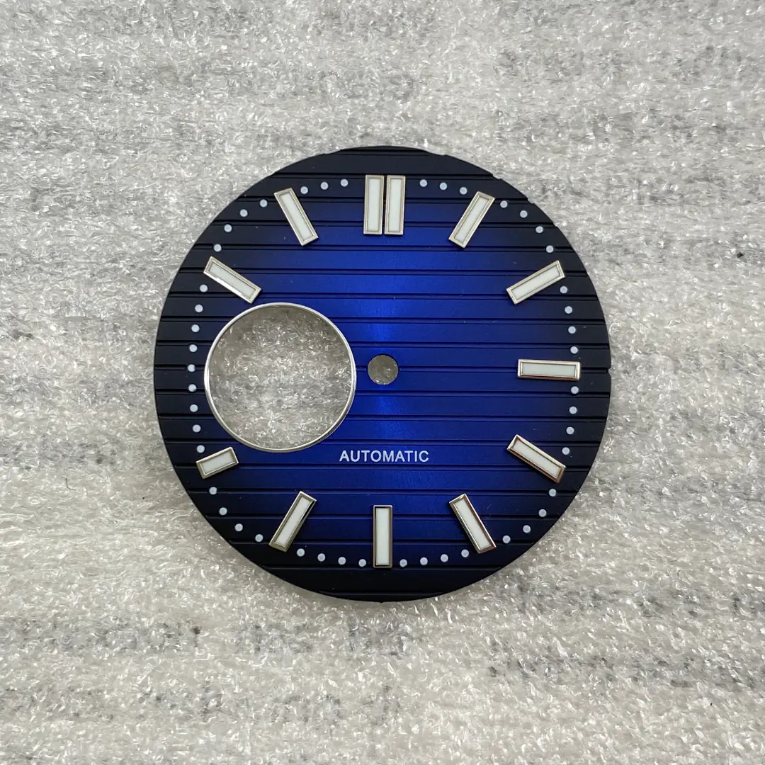 NH38 dial with green glow in the dark hollow diameter of 30.5mm. The dial is suitable for NH38 movement modification