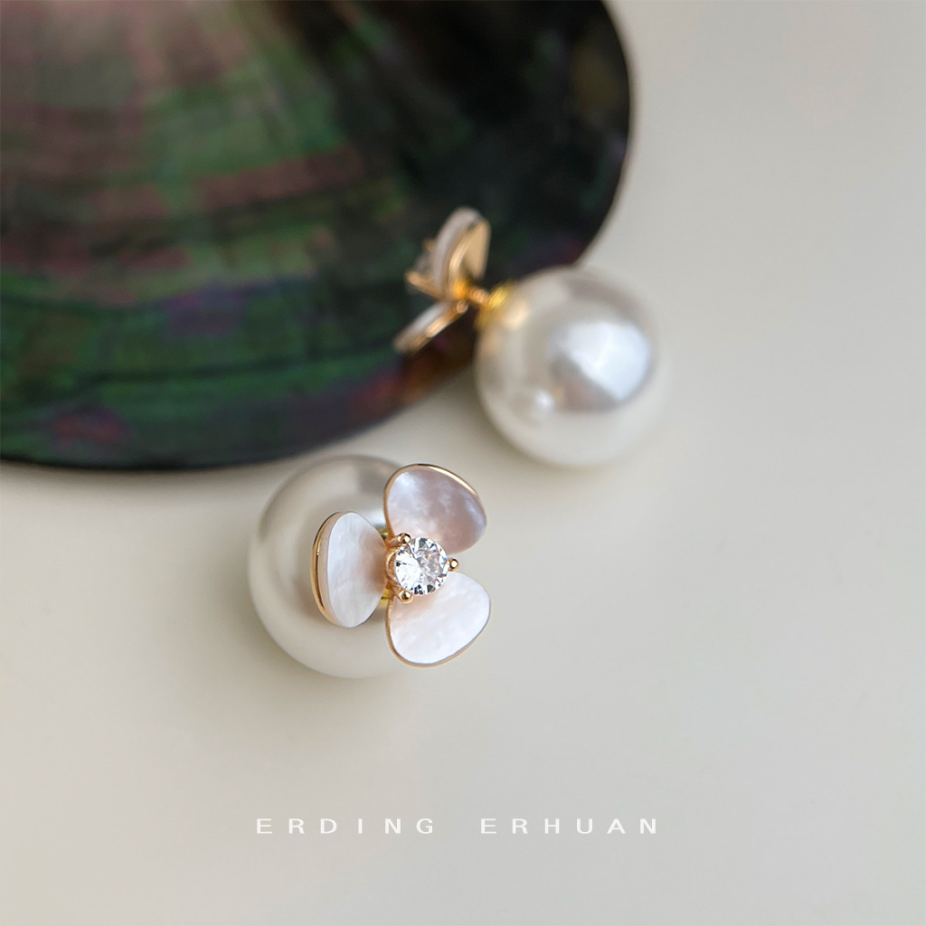 The real thing is very beautiful ~ real shell clover inlaid with zircon a two-wear new elegant earrings factory earrings women