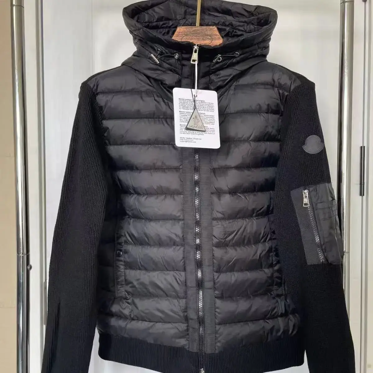 针织拼接连帽羽绒服