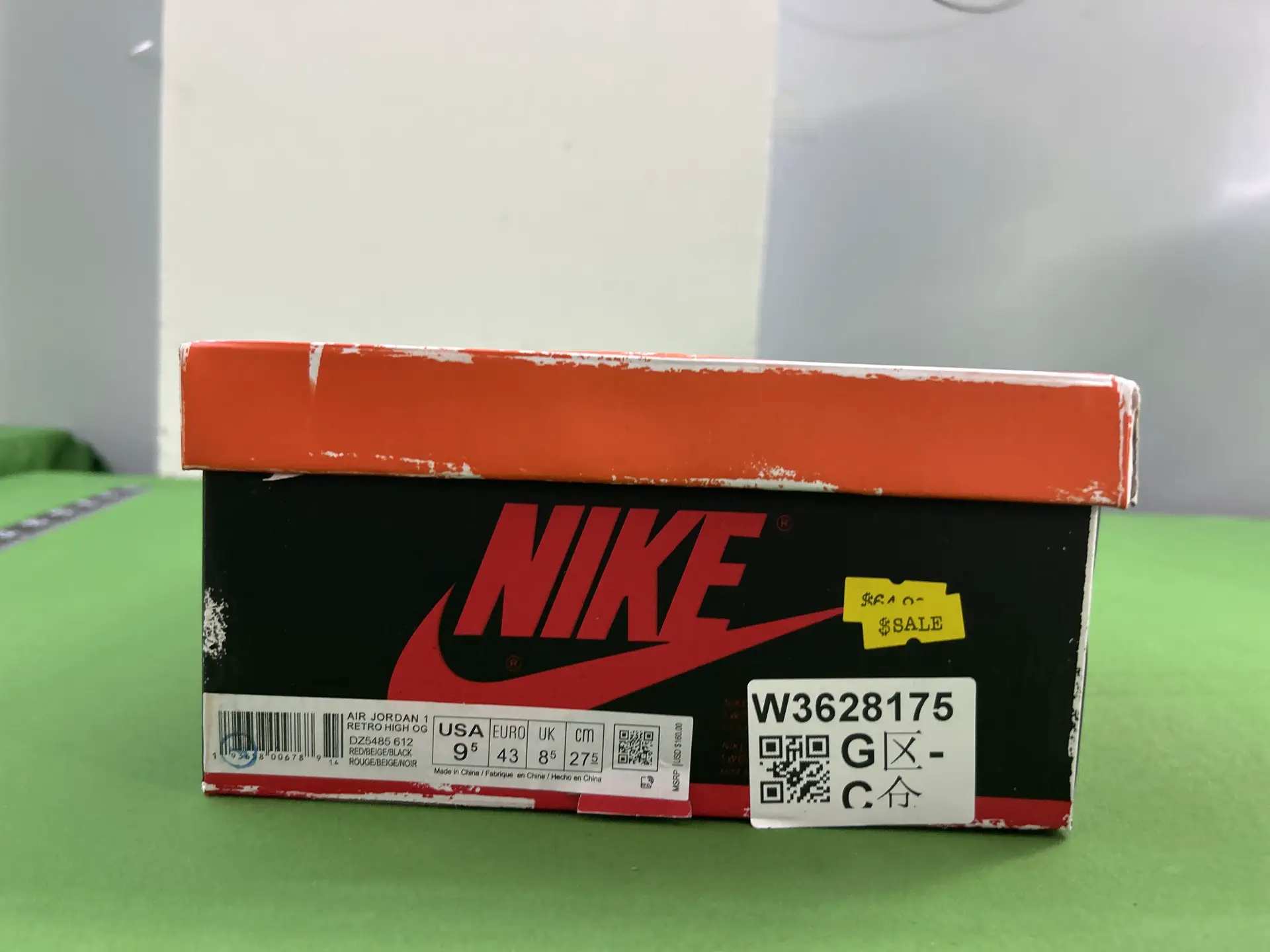 Air Jordan 1 Retro High OG Bred Toe