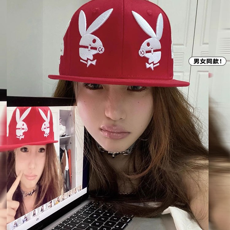 American Hip-Hop Red Rabbit Flat-Brimmed Baseball Cap for Women, Summer Sweet and Cool Y2K Trendy Versatile Face-Slimming Baseball Cap