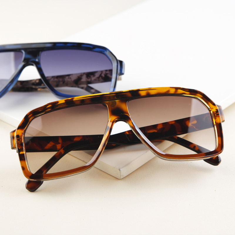2023 new sunglasses men's anti-ultraviolet retro sunglasses women's advanced sense driver driving glasses M6121