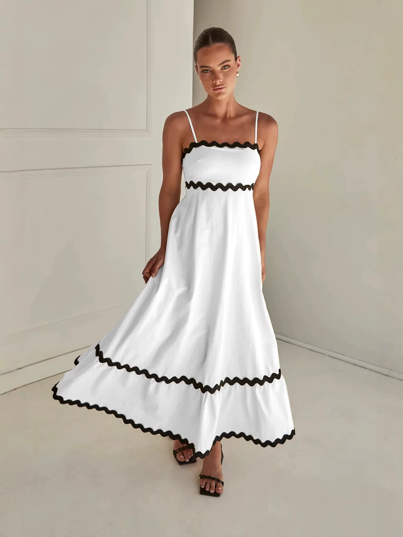 2025 Summer New European and American Cross-Border Solid Color Strapless Long Dress Sexy Women's Commuter Lace Dress