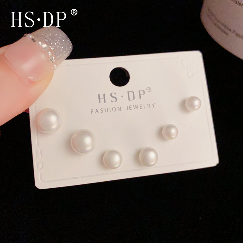 Korean temperament fashion simple and elegant shell beads three-piece set earrings small Joker net red silver needle earrings wholesale