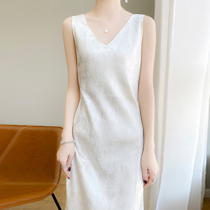 Summer Jacquard V-neck Broadband Dress Women's Acetic Acid Satin Draped Over-the-Knee A- Line Long Dress Slimming National Style Base Dress