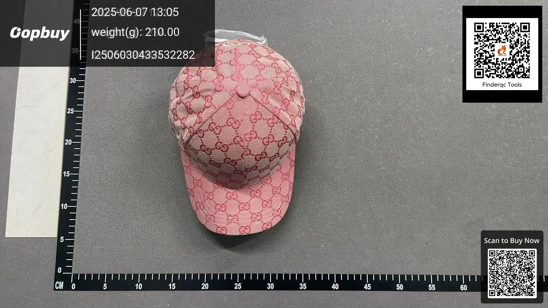 Gucci GG Supreme canvas baseball cap pink