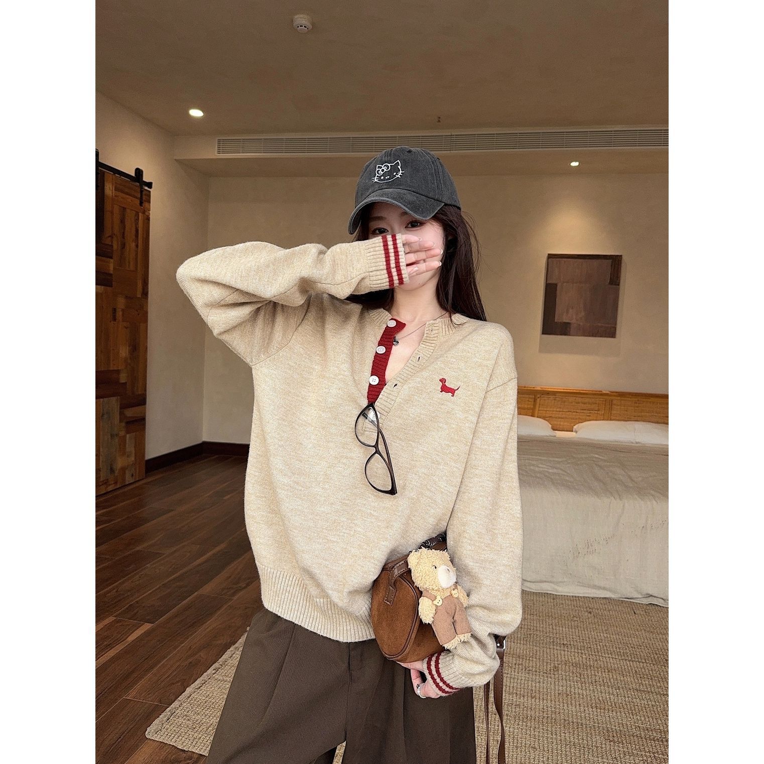 Korean-Style Half-Open Collar Dachshund Embroidery Loose Sweater for Women, Spring and Autumn Winter Andy Velvet Base Layer Knit Top
