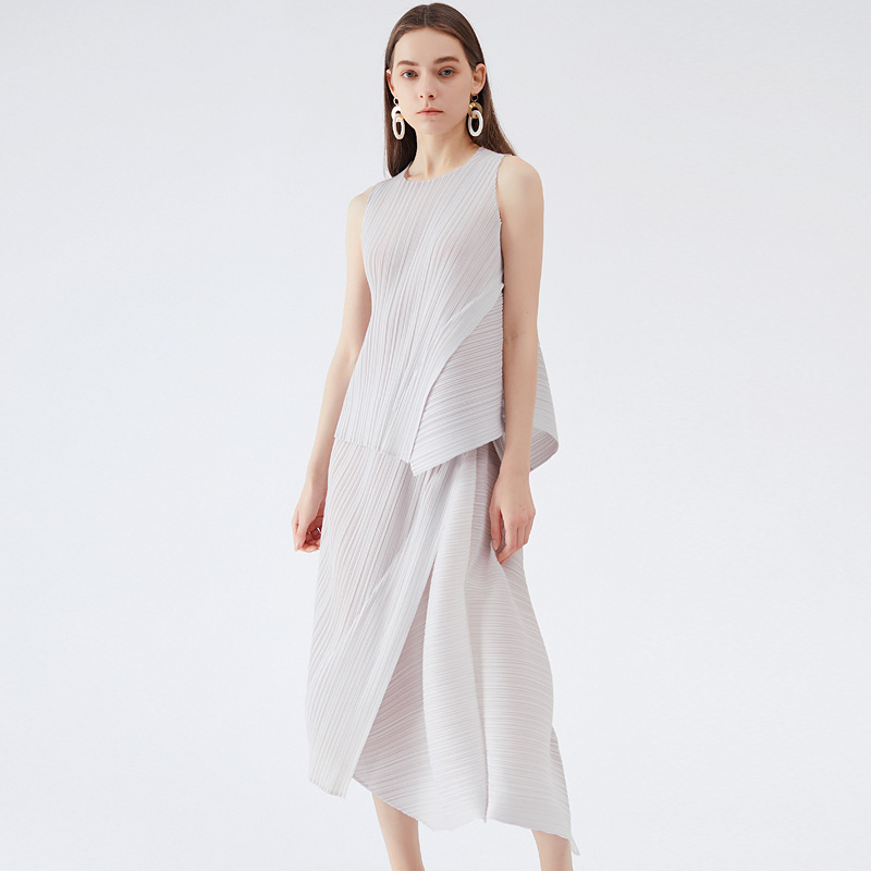 Miyake Casual Style Irregular Suit Women's 2026 Summer New Simple Plus-Size Top and Skirt Two-Piece Set