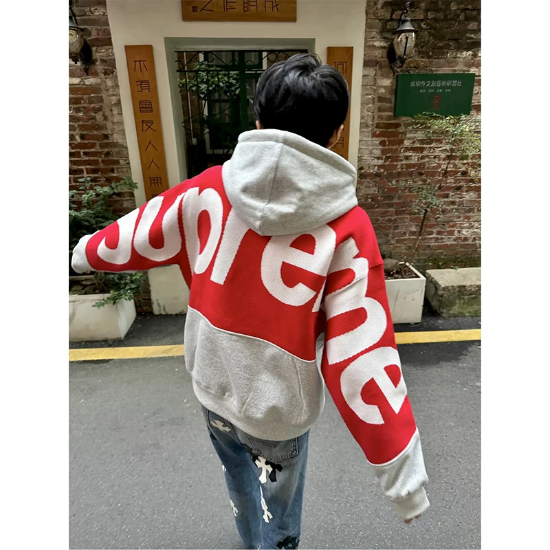 Grey and red contrasting color back label hooded sweatshirt for men, autumn and winter American style Vibe letter hooded sweatshirt, clean fit jacket