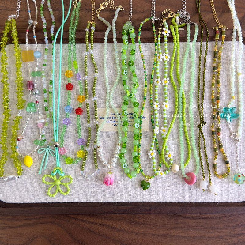 Fresh Green Necklace Collection Handmade Beaded Clavicle Chain choker Light Luxury Design Sense Niche Necklace Necklace