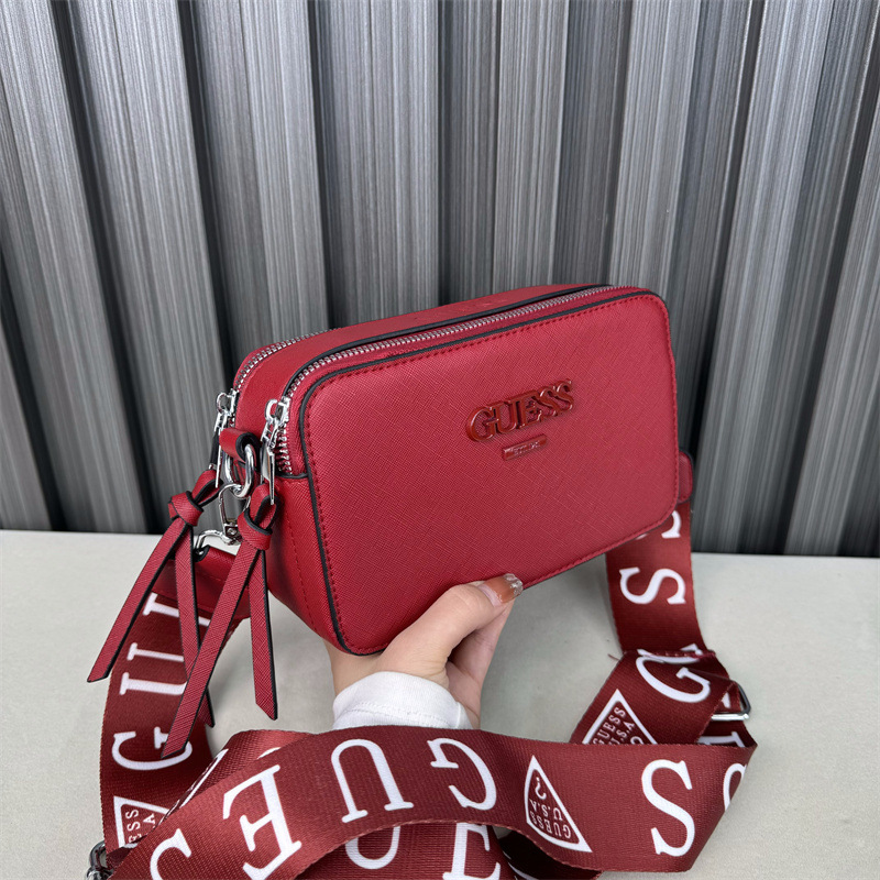 Camera Bag Women's Bag New Crossbody Bag Personalized Women's Bag Simple High-Value Shoulder Bag Fashion Trendy Letter Bags QC-foto från 1688 på Qualit.ly