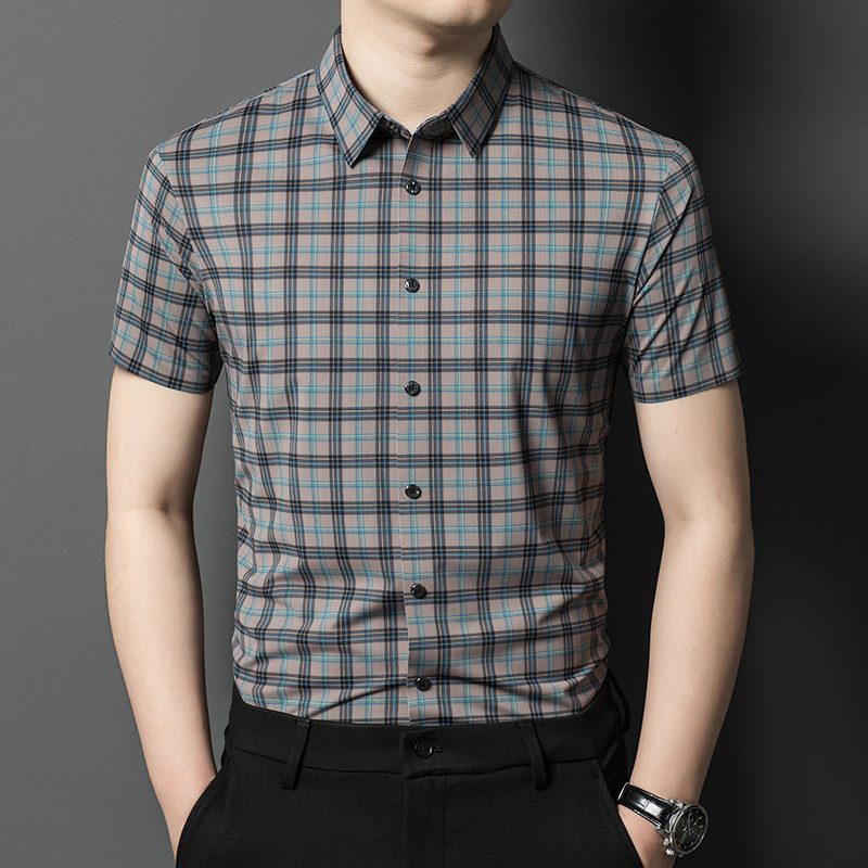 2024 Summer New Men's Shirt Short-sleeved Young and Middle-aged Fashionable Plaid Shirt Loose Half-sleeved Casual Dad Clothes