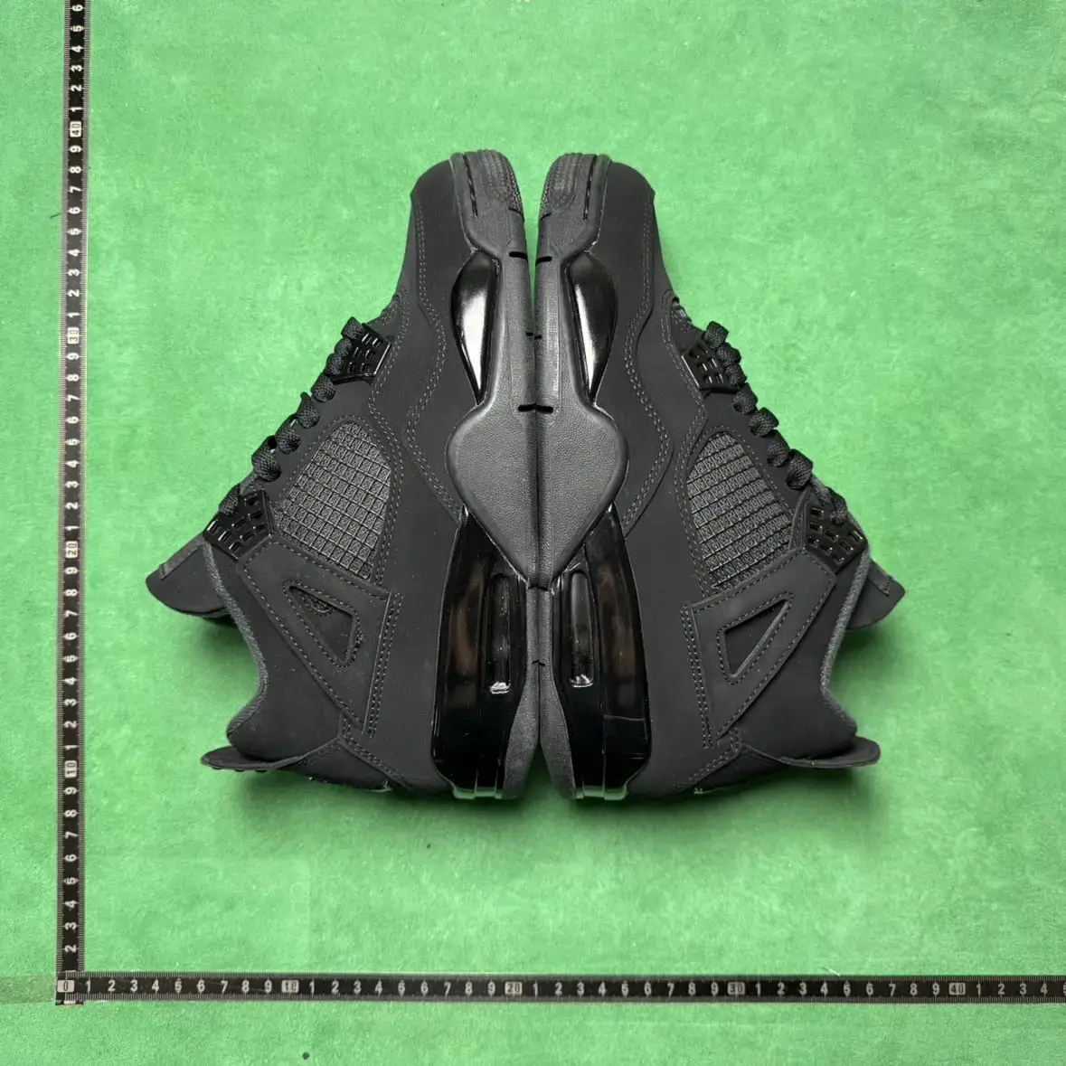 Air Jordan 4 Black Cat