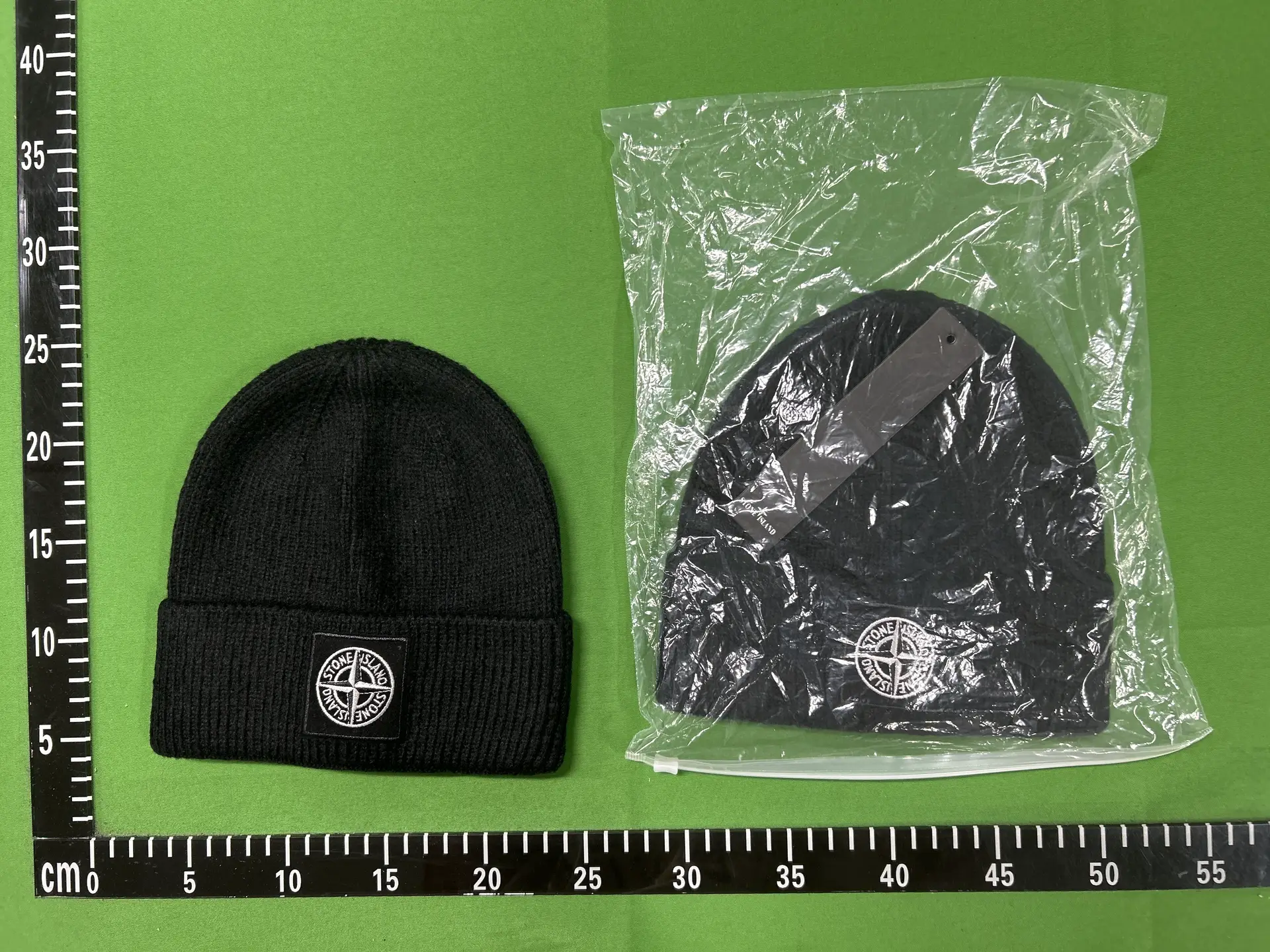 Stone Island Beanie Black