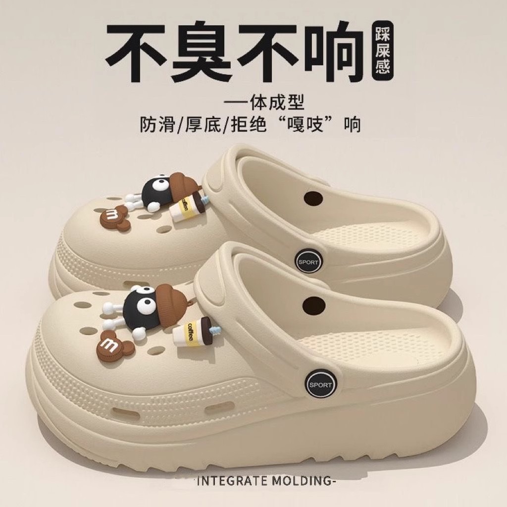 Thick soled hole shoes women's summer 2025 new style hot beach beach beach fashion non-slip deodorant eva sandals