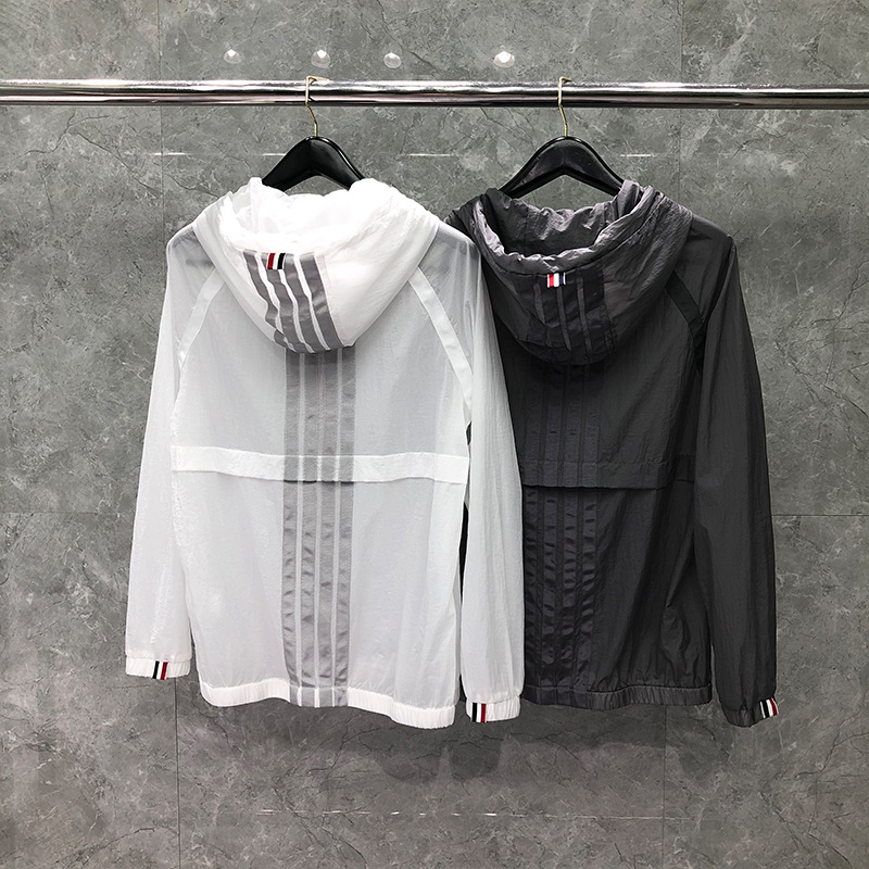Dongguan brand factory direct tb sun protection clothing men 20 new loose breathable hooded skin clothing sun protection clothing coat