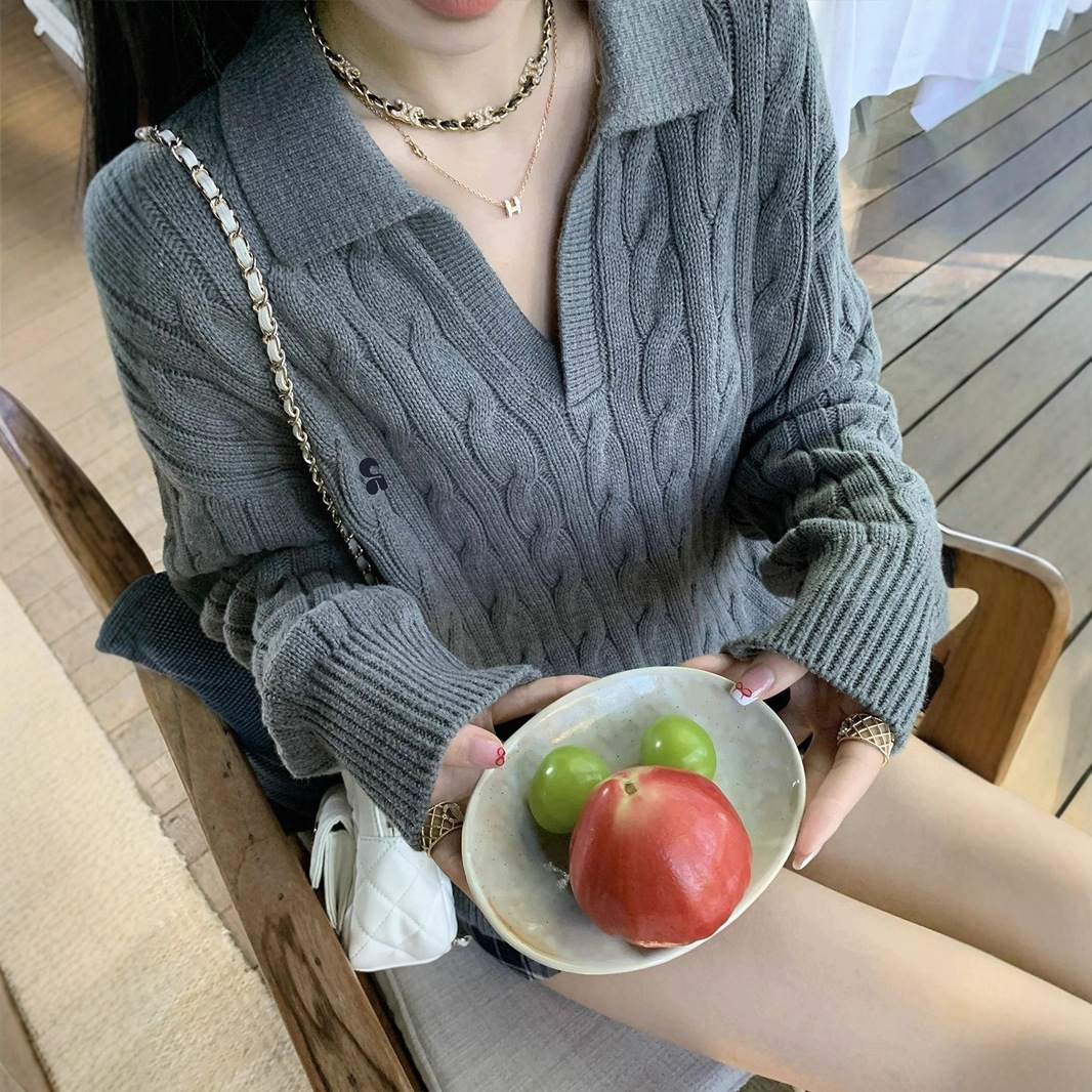 Autumn and Winter Lazy Style Tops, Casual Knitted Base Shirts for Women, Soft Polo Collar Cable-Knit White Sweaters for Women, Inner Wear