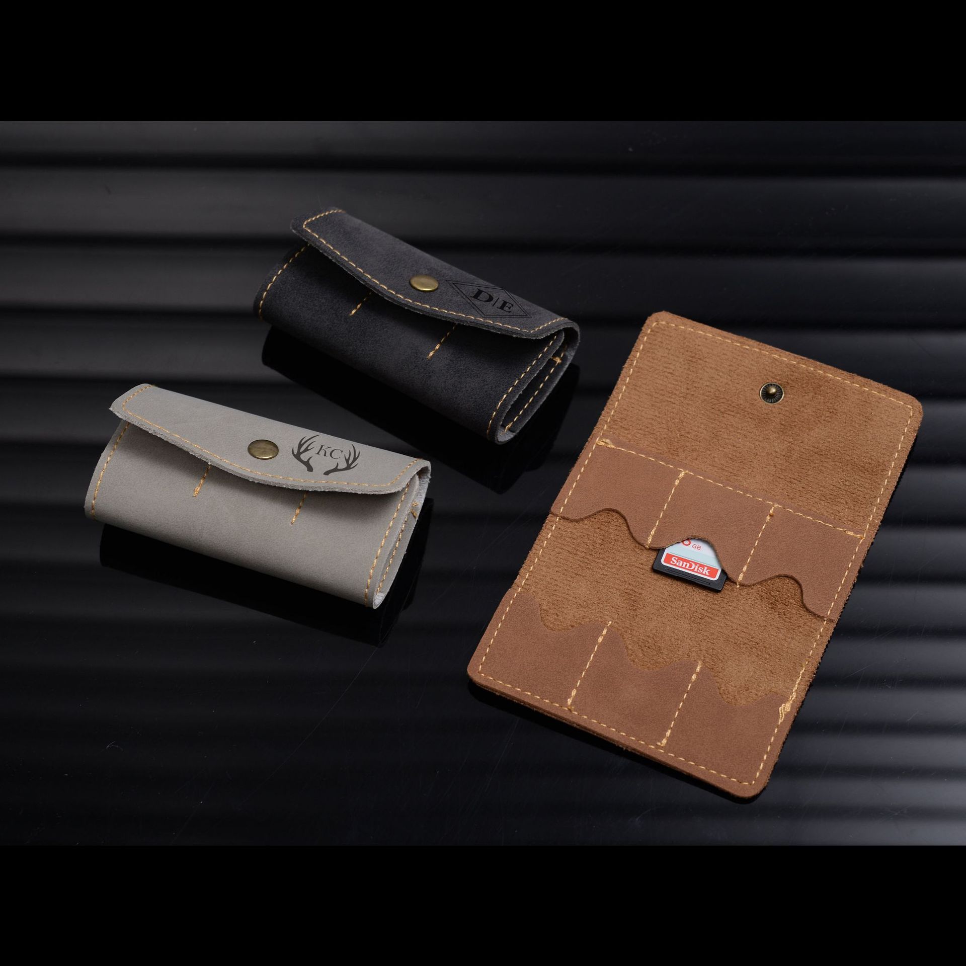 Personalized custom logo leather SD card large capacity storage bag SLR camera memory card storage game card bag
