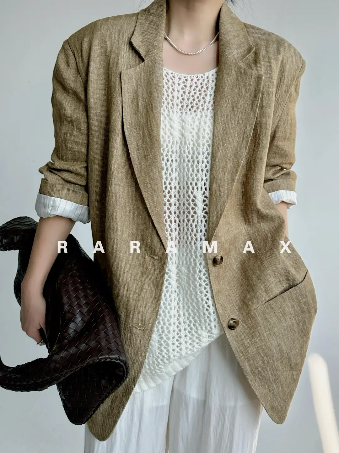 Raramax High Luxury and Relaxed Feeling Fashionable Old Money Style 100% Linen Slightly Wide Shoulder Silhouette Suit Outwear