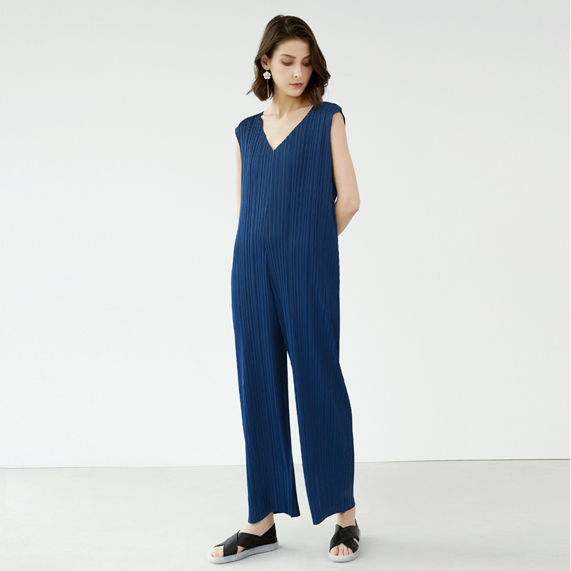 Miyake 2026 Summer New Casual Loose Slimming Pullover High-Waisted Age-Reducing Casual Jumpsuit in Stock Trendy Soft and Smooth