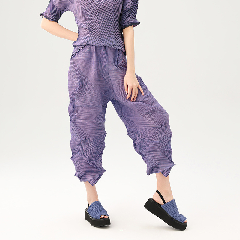 Pleated Casual Pants 2025 Summer Dopamine Wear Solid Color Loose Fashion Easiest for Match Nine-Point Pants Plaid Pants for Women