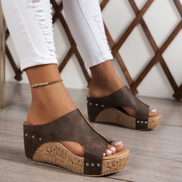 Wedge Sandals Are Popular in Summer, New Round-Toe Thick-Soled Roman Sandals for Women, Large Size Foreign Trade Fish-Mouth Platform Slippers
