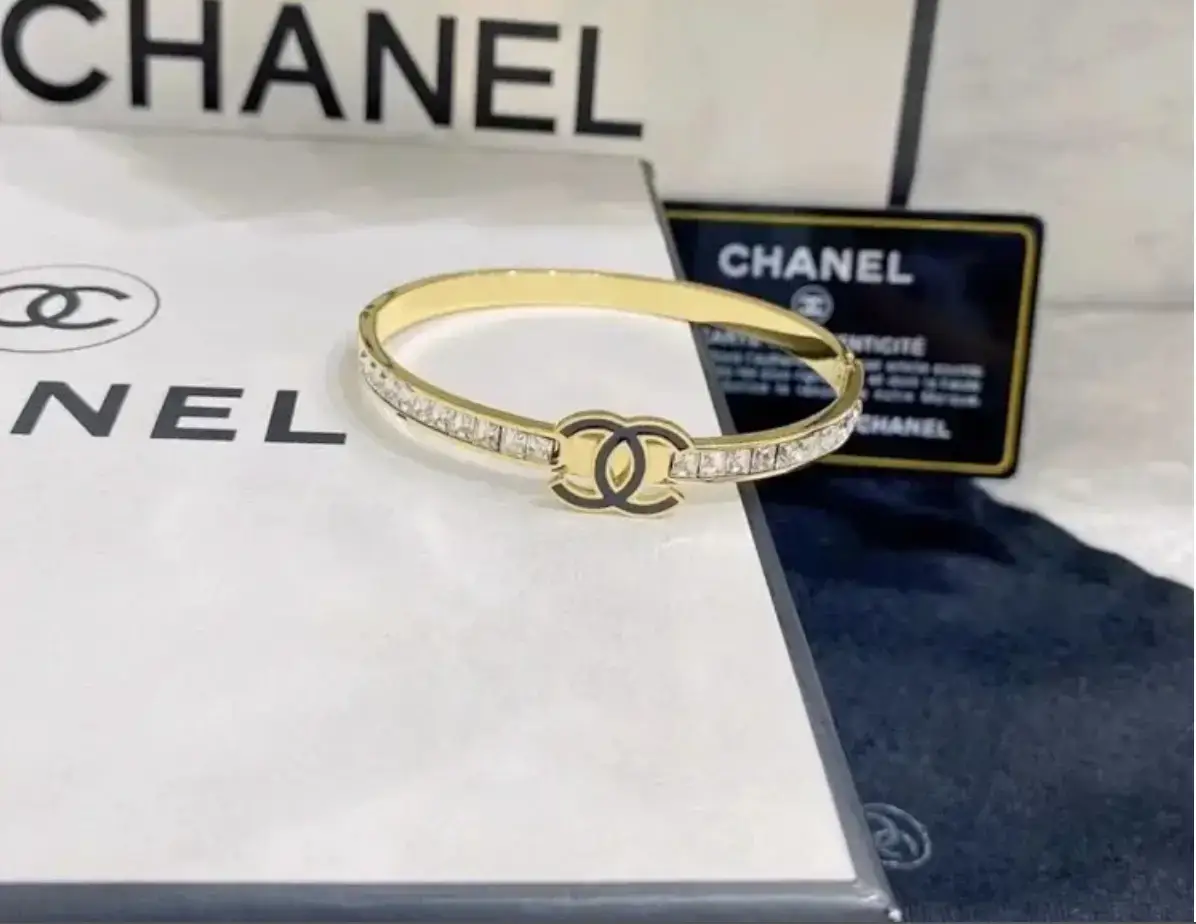 545217124