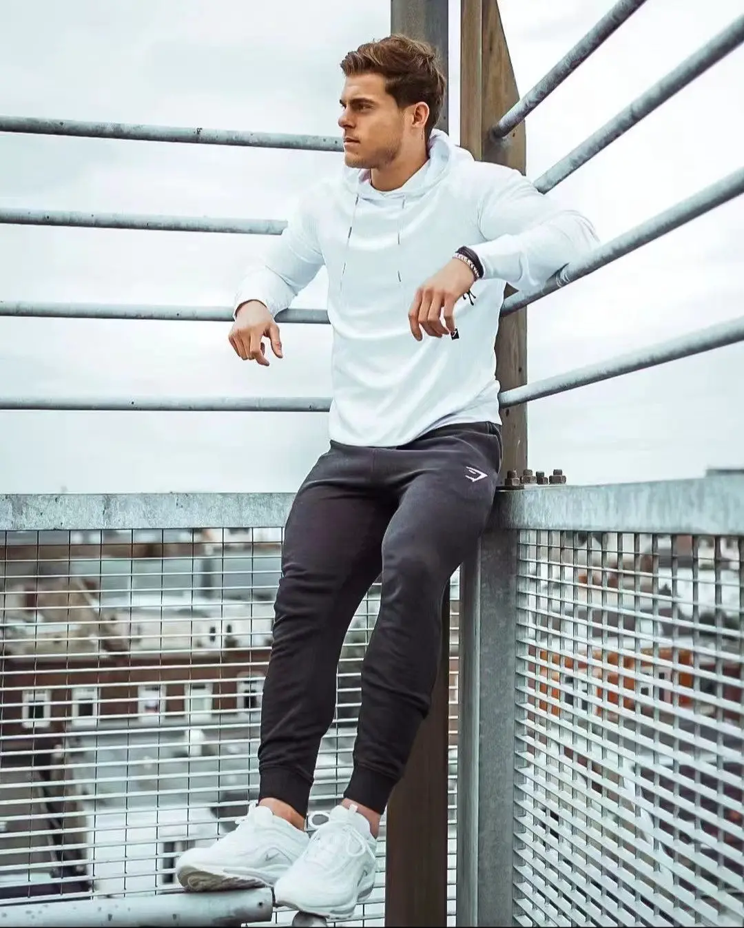 Golden Shark Autumn and Winter Men's Fitness Thin Fleece Warm Slim Fit Joggers Sports Casual Sweatpants