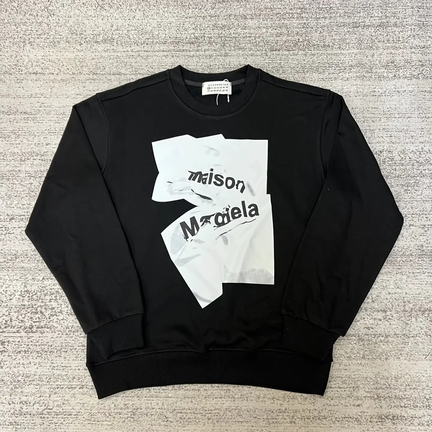 DX39 Unisex Loose-Fit Letter Print Crewneck Sweatshirt