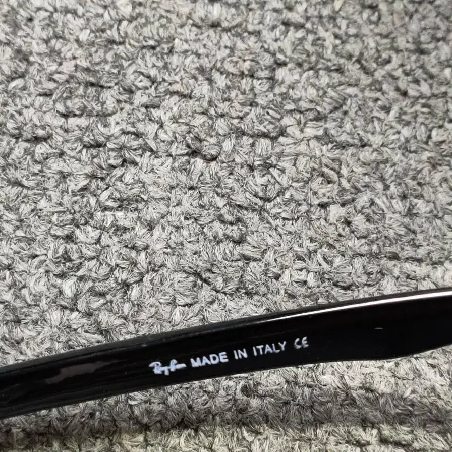 Ray-Ban 3016 Sunglasses