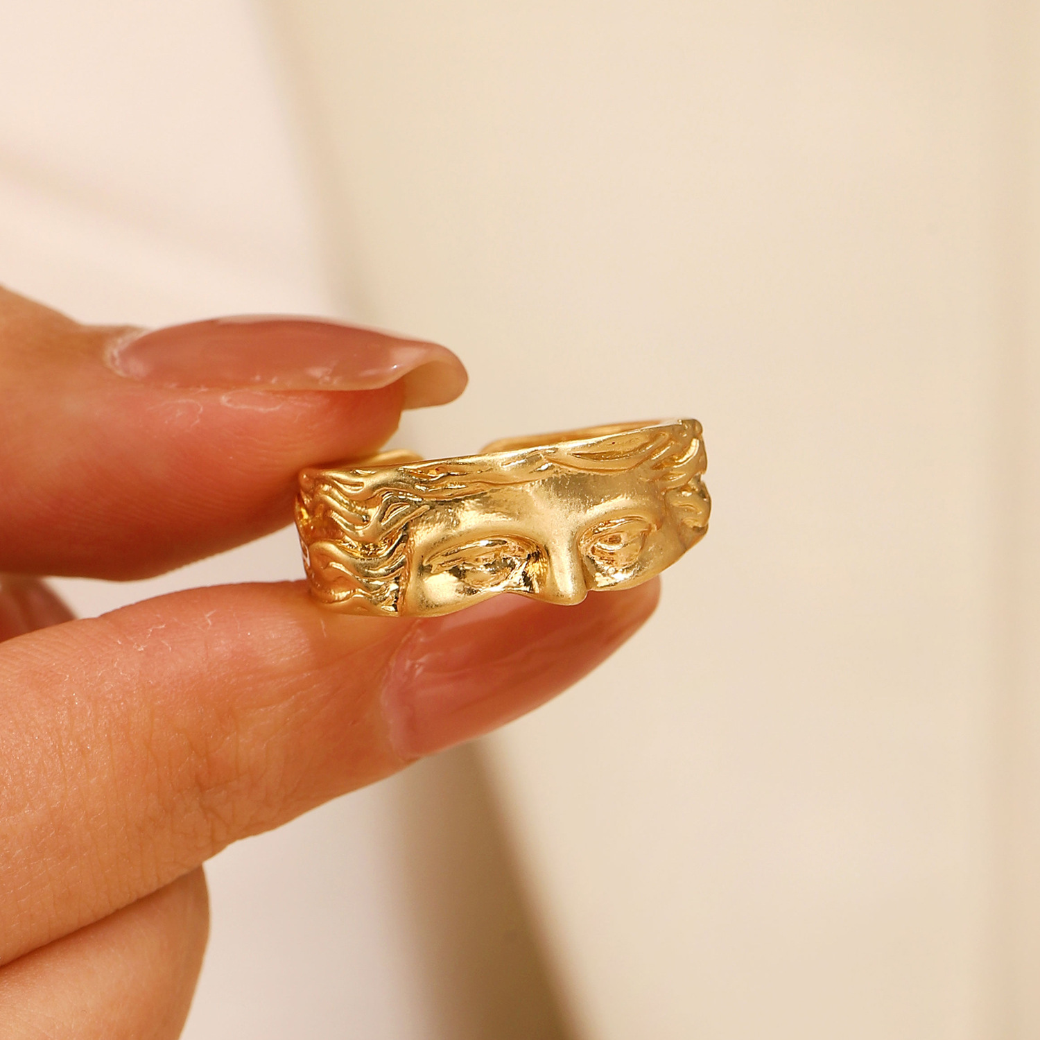 Cross-Border fashion Venus half face ring exaggerated cold wind index finger ring sculpture European and American retro open ring
