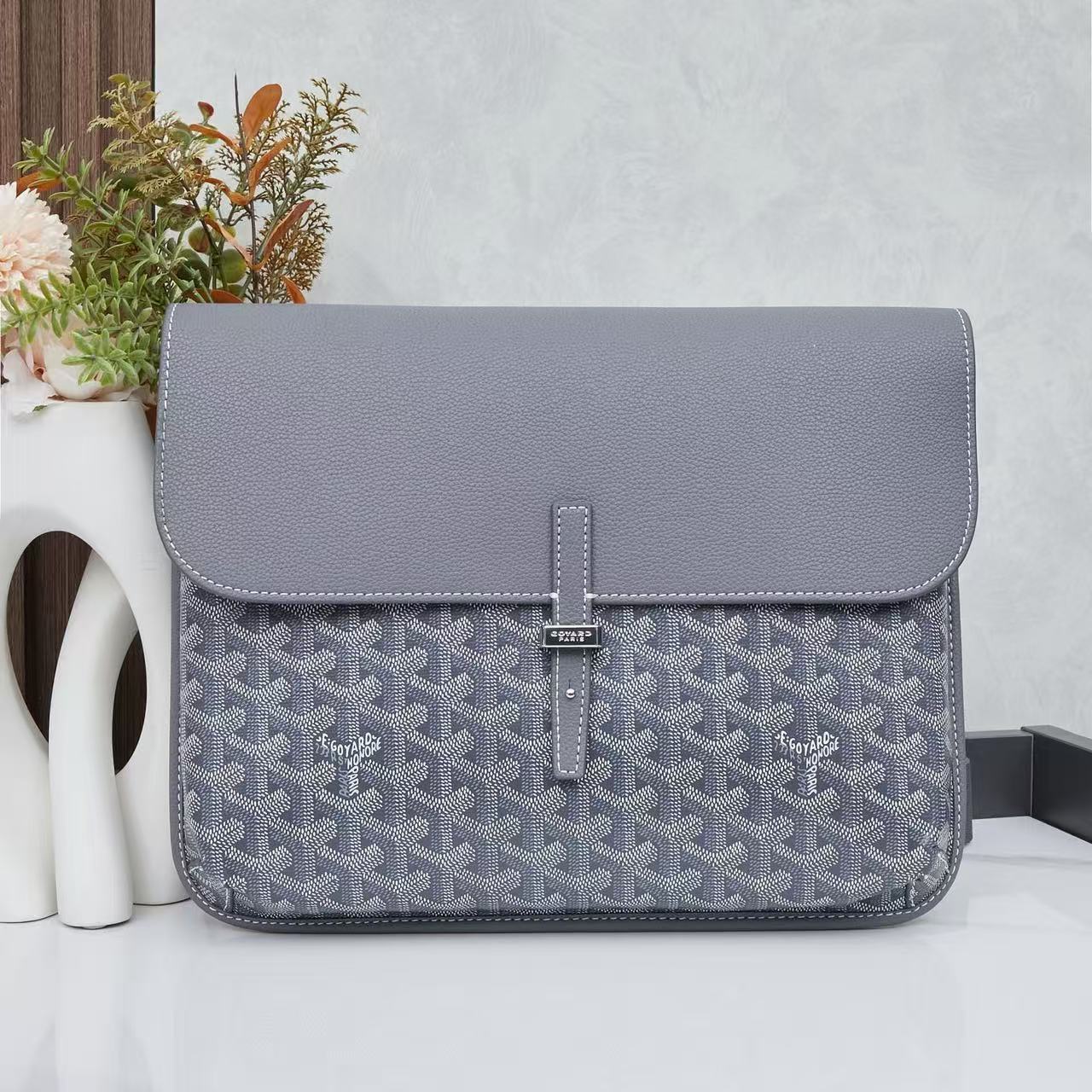 Coursier's New Messenger Bag Dog Tooth Goyard Single Shoulder Diagonal Cross Unisex Fashion Versatile Briefcase Bag Foto QC da 1688 su Qualit.ly