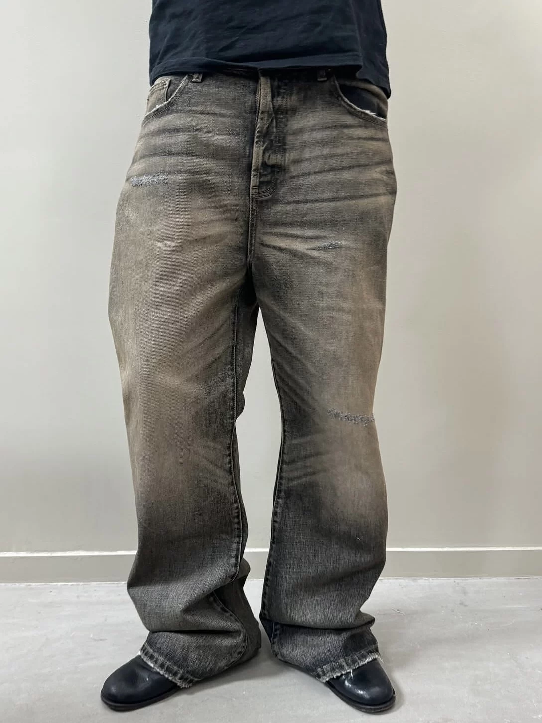 Bmc Nofaith Sun-Faded Washed Distressed Selvedge Red Trim Ripped Baggy Bootcut Jeans QC-Foto von TAOBAO auf Qualit.ly