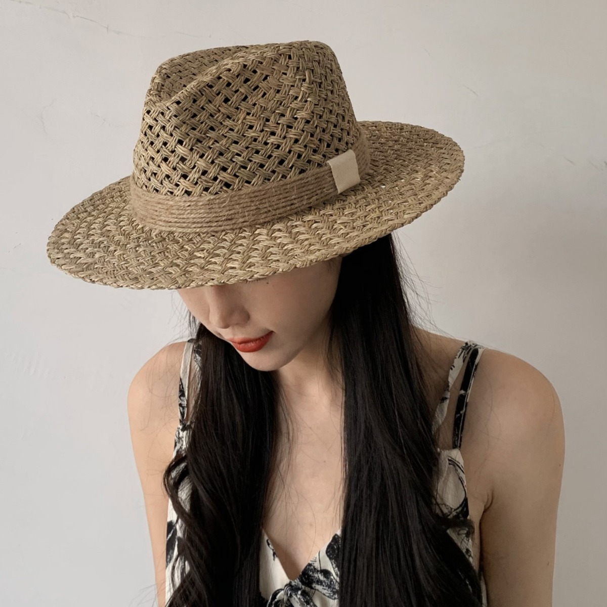 French Retro Seagrass Woven Panama Jazz Hat for Men and Women Summer Sunshade Beach Straw Hat Japanese Style Style