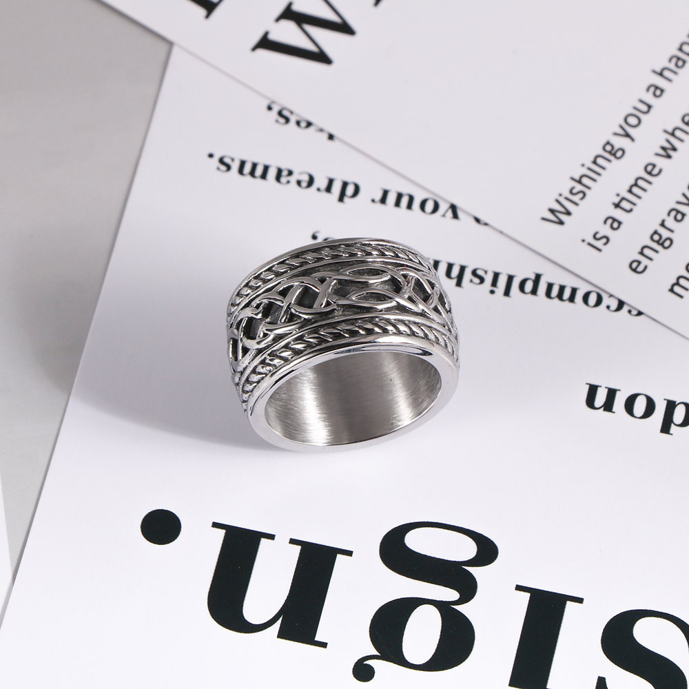 European and American casting titanium steel ring cross-border fashion trend jewelry retro punk men's finger wrench ring SA154