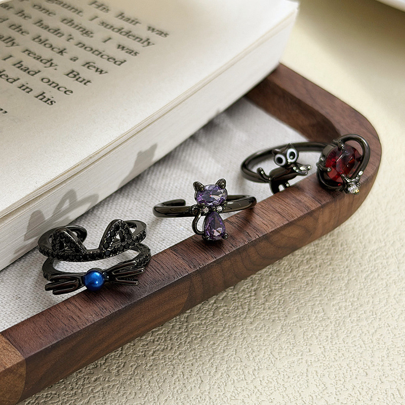 Popular Dark Gothic Style Y2K Cat Ring with Full Zirconia, Open-Ended, Sweet and Cool, Niche High-End Feel, Stackable Ring
