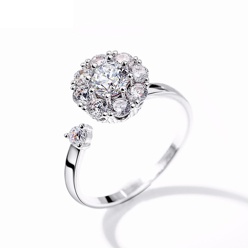 Internet Celebrity's Same Fashionable Rotating Ring for Women as a Gift, Trendy Open Index Finger Cross-Border Exclusive Wholesale Light Luxury New Style