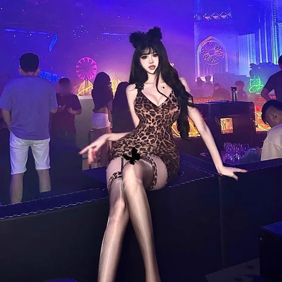 Spicy and Alluring Sexy Lace Patchwork Low-Cut Leopard Print Mini Dress for Women, Nightgown, Lingerie