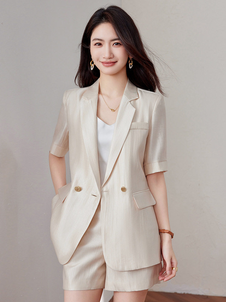 Acetic Acid Satin Suit suit Women's Thin Summer 2025 Casual Jacket Elegant Short-sleeved Suit Shorts Two-piece Set