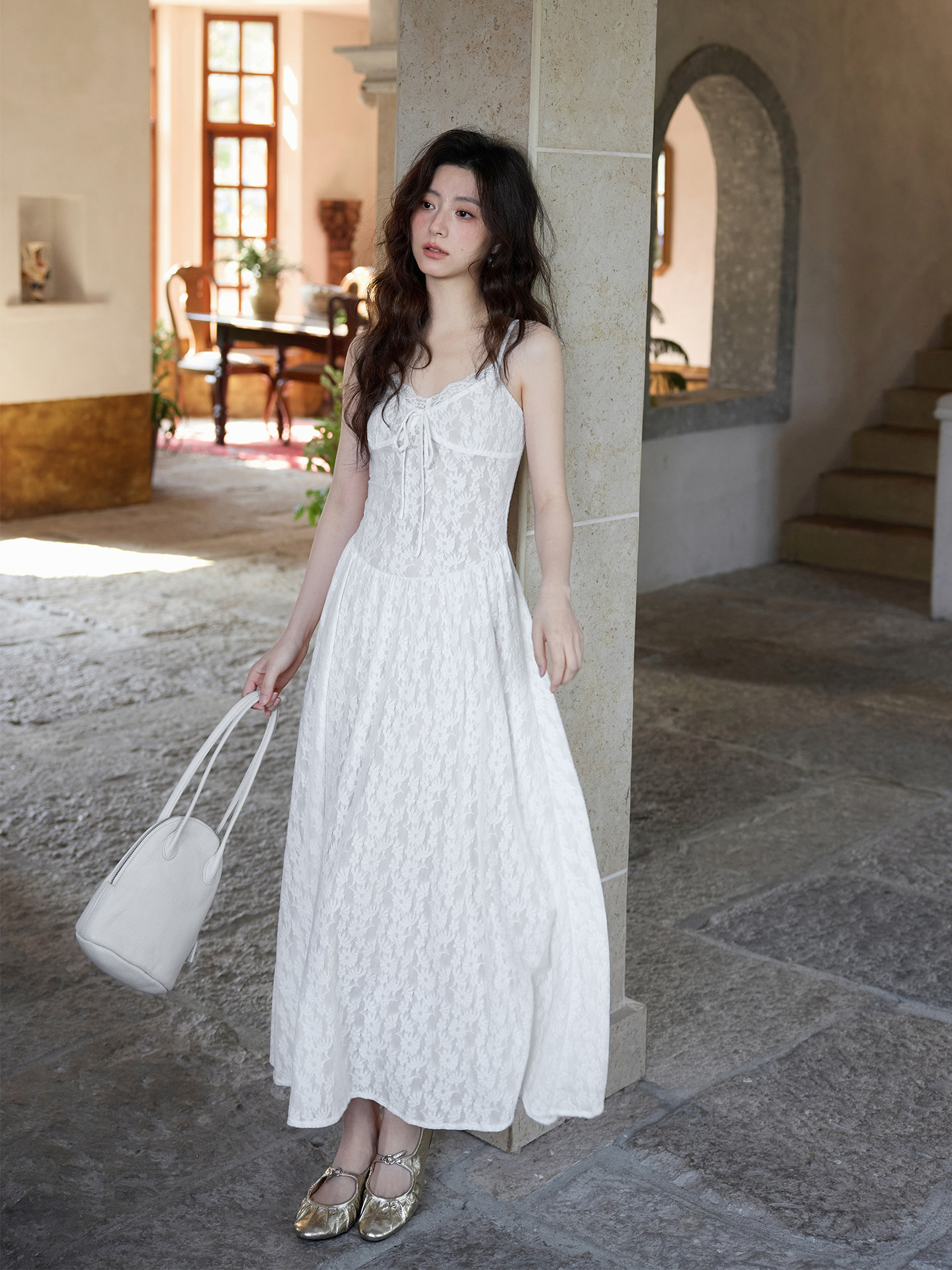 Ximeng 2026 New Spring Korean-Style Elegant Dress for Petite Figures, Lace-Up Embroidered Unique White Spaghetti Strap Dress