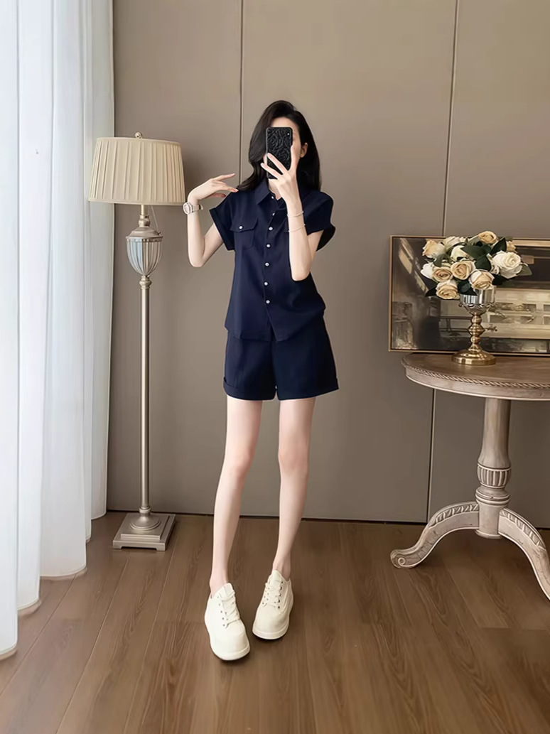 Summer 2026 New Style Loose Slimming Short-Sleeve Wide-Leg Shorts Stylish Two-Piece Set Women's Shirt Fashion Two-Piece Set Women