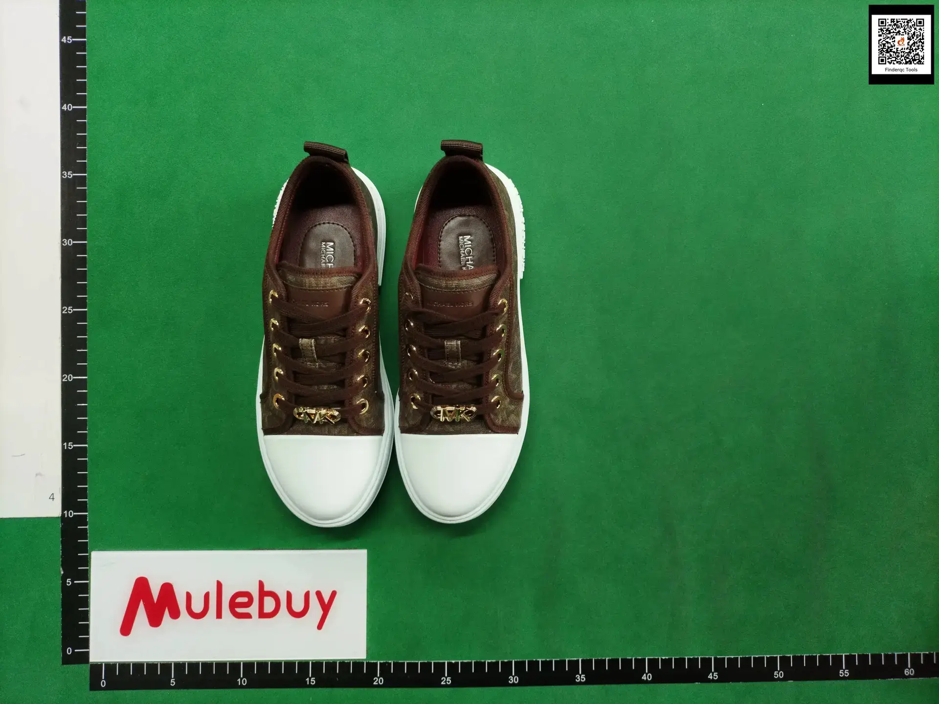 2024MK Fashion New Ladies White Shoes Calfskin Lace-up Metal Buckle sneakers Sneakers Running Shoes Trendy