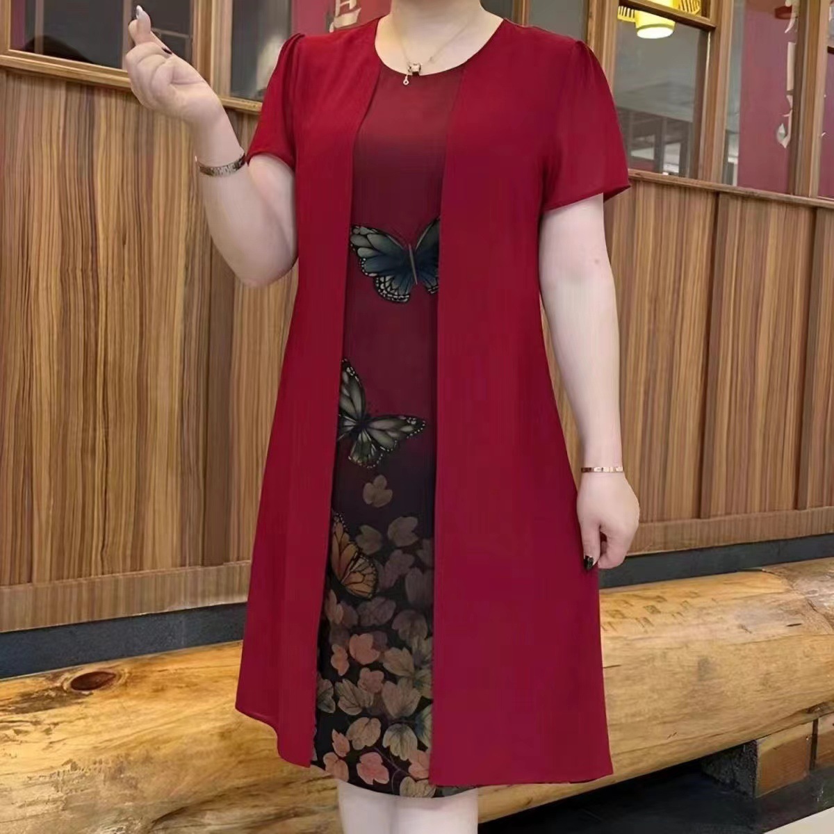 Plus-Size Faux Two-Piece Mom Dress, New Summer Style, Stylish, Slimming, Mid-Length, Elegant Dress for Women