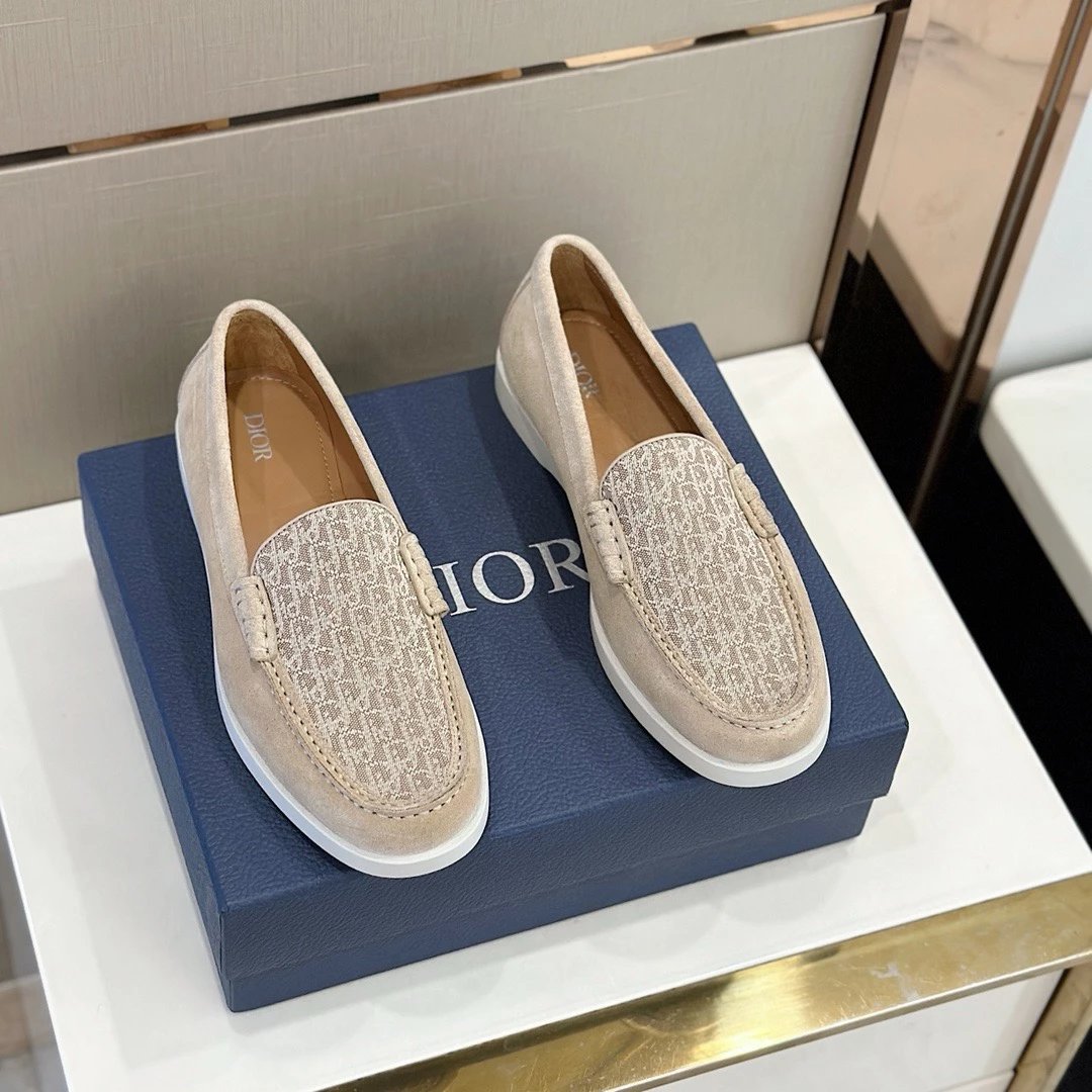 d.r Loafers