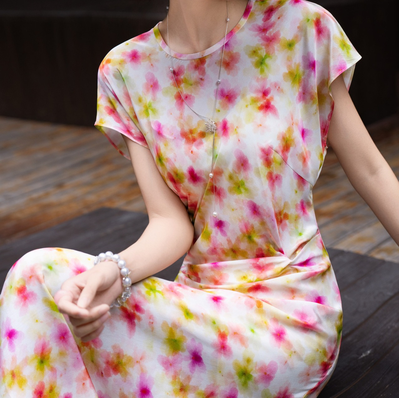 Nanyou 2026 New Classic Style Silk Double-Pleated Waist-Cinching Slimming Dress