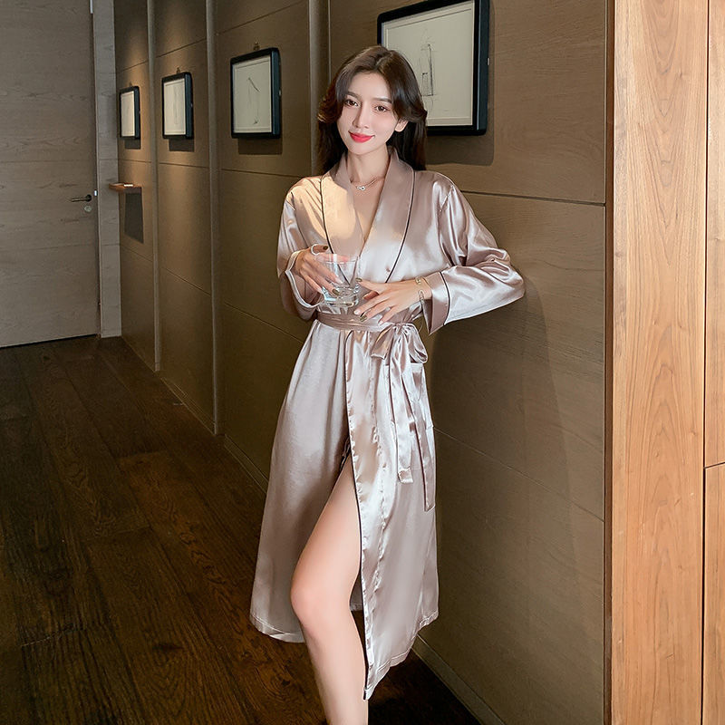 Autumn and Winter Sexy Pajamas Robe for Women Ice Silk Long-Sleeved Bridesmaid Dressing Gown Bride Wedding Robe Ladies Hotel Bathrobe Robe