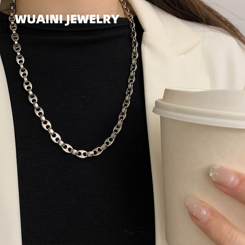 Cross-Border Pig Nose Long Necklace for Women, High-End, Light Luxury, Stackable Clavicle Chain, Titanium Steel, Non-Fading, Exquisite and Fashionable