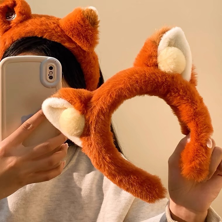 Fox Ears Plush Headband Women's Amusement Park Photo Cute Cartoon Headband Autumn and Winter Wash Hair Card Headwear
